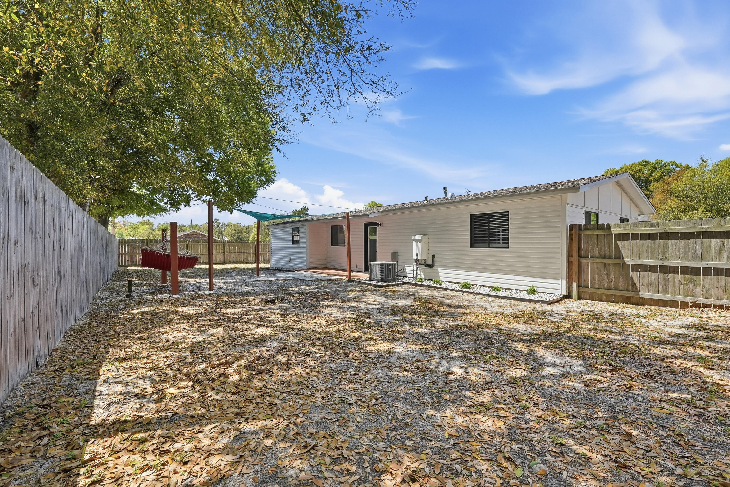 MARY ESTHER HEIGHTS - Residential