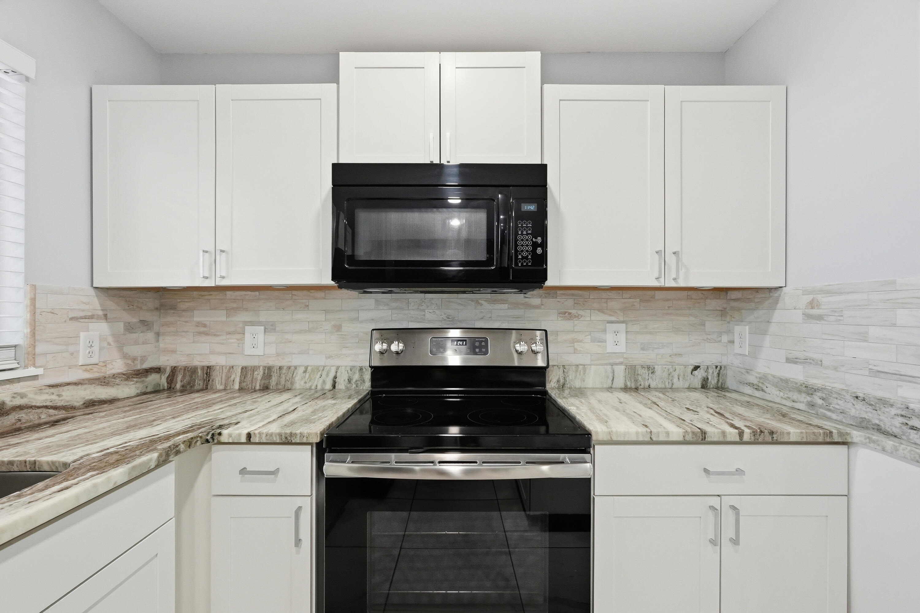 MARY ESTHER HEIGHTS - Residential