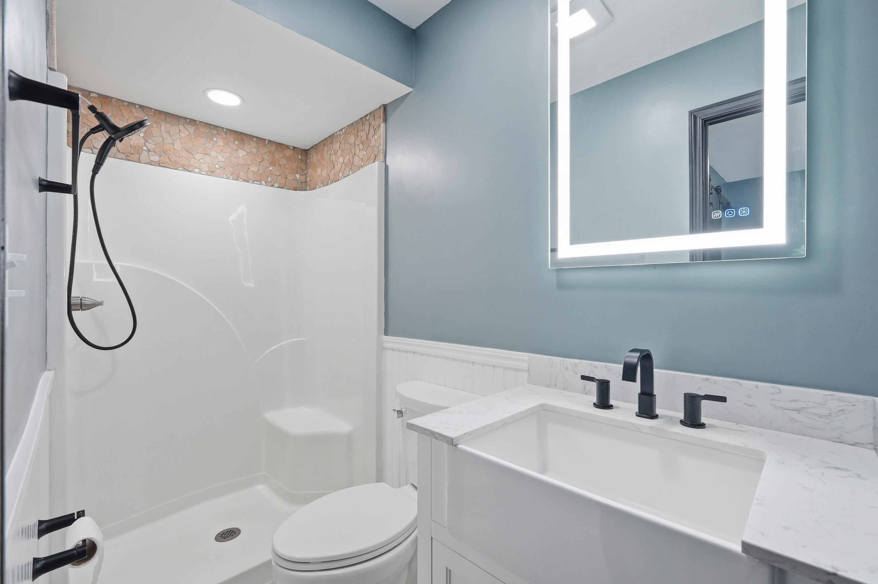 MARY ESTHER HEIGHTS - Residential