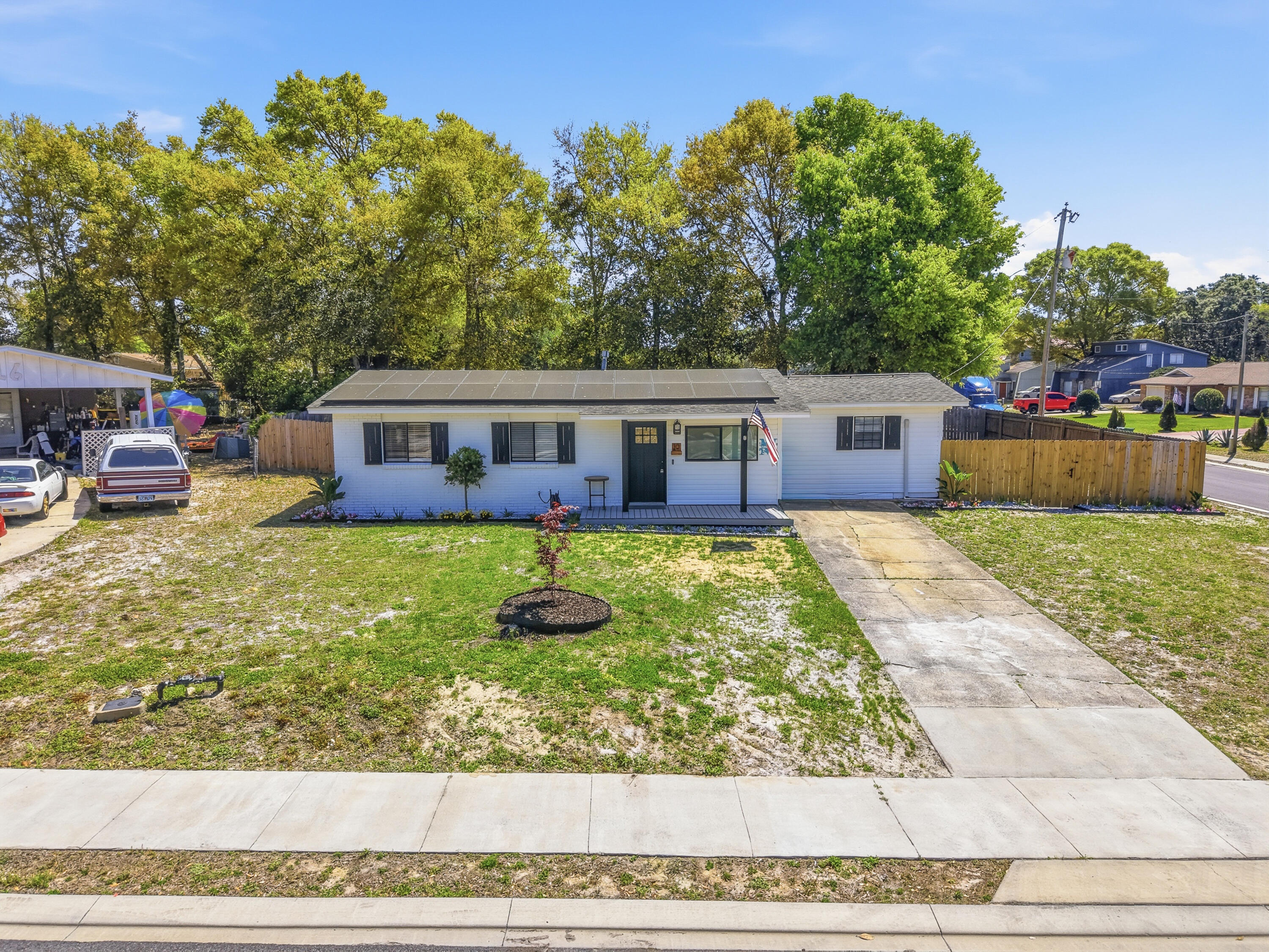 MARY ESTHER HEIGHTS - Residential