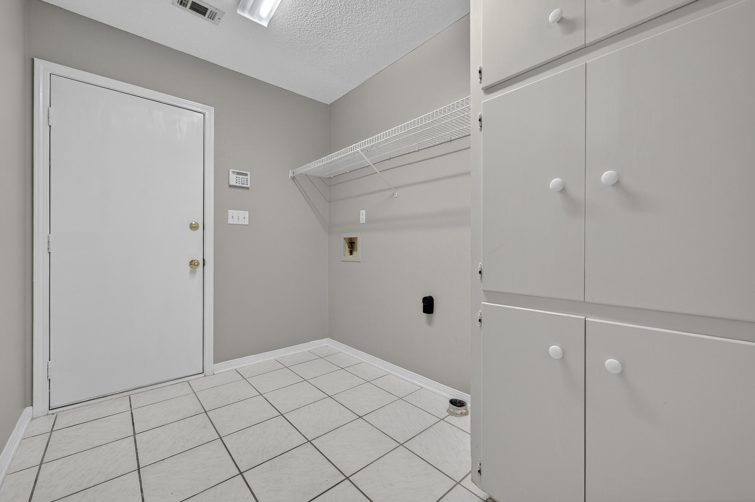 MARINERS COVE - Residential