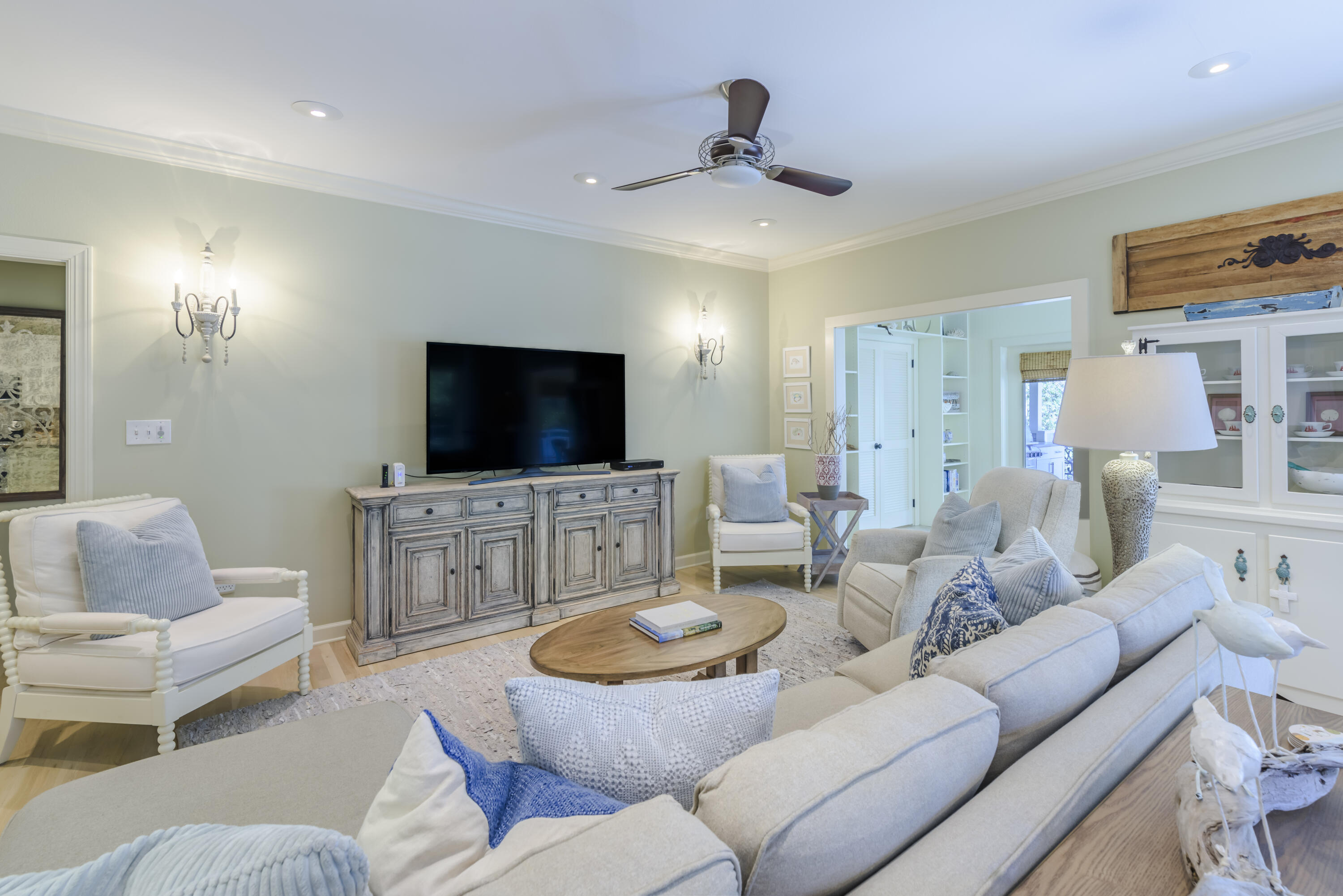 PRESTWICK PLACE - Residential