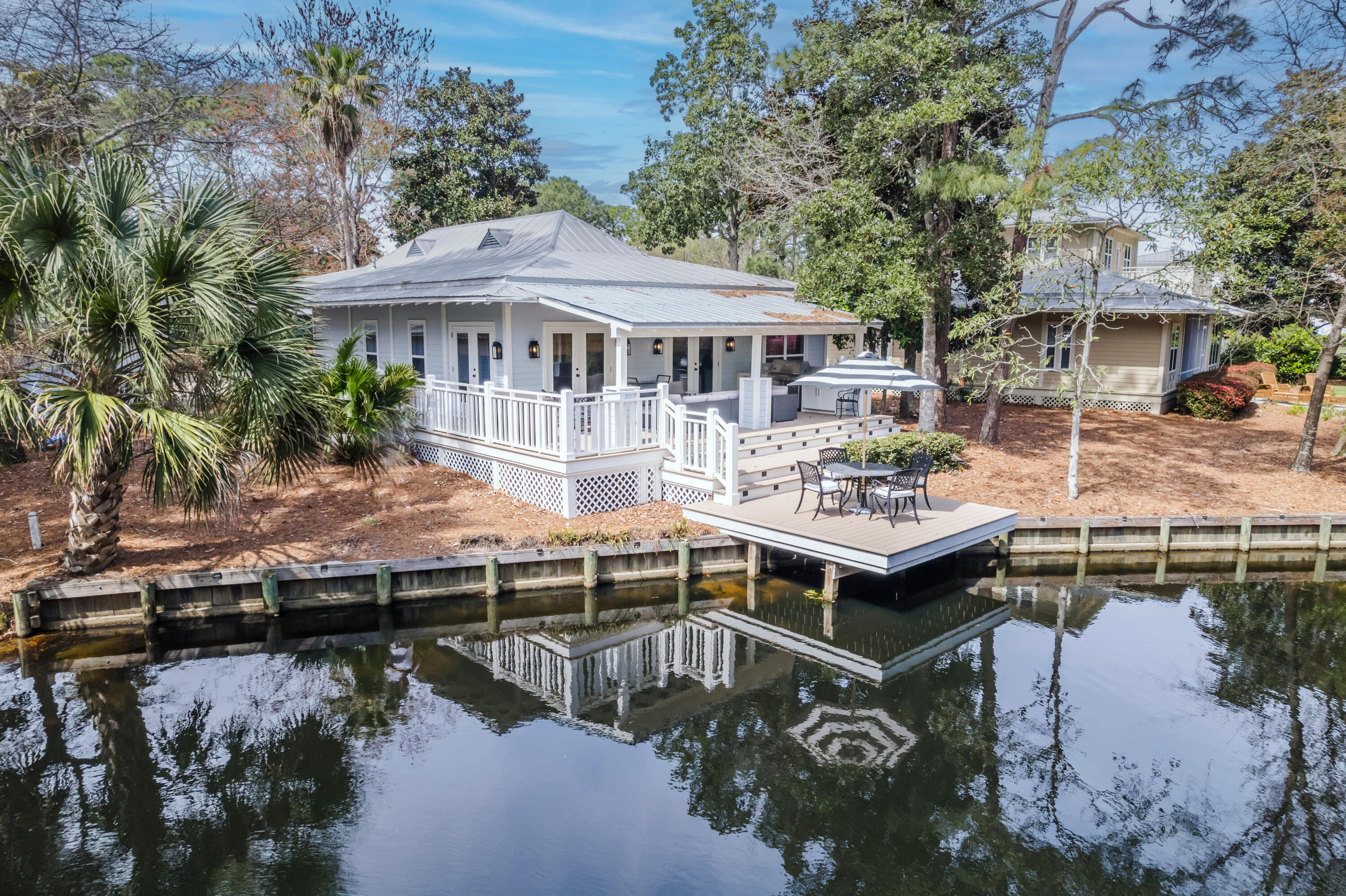 PRESTWICK PLACE - Residential