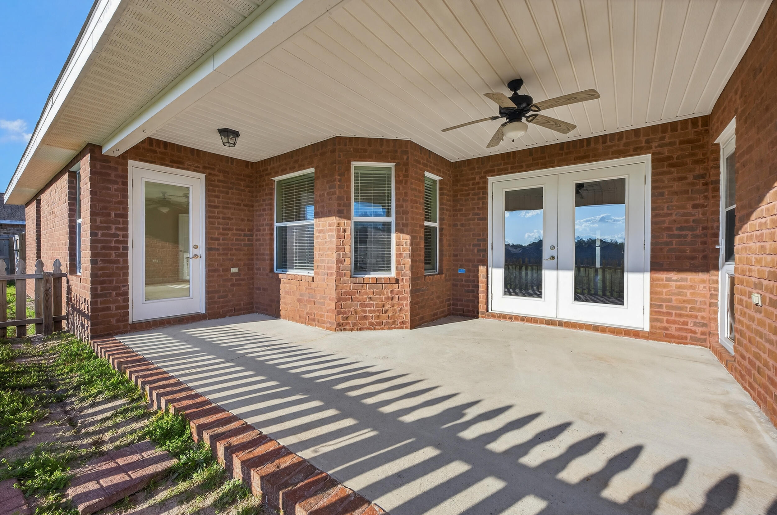 BROWNSTONE MANOR - Residential