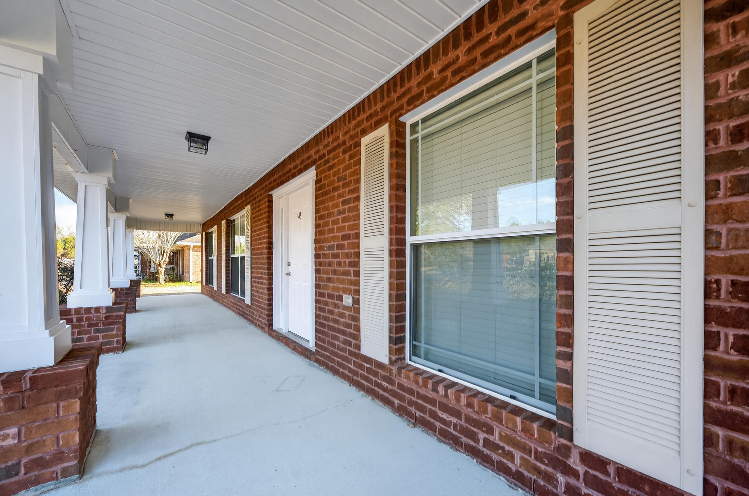 BROWNSTONE MANOR - Residential