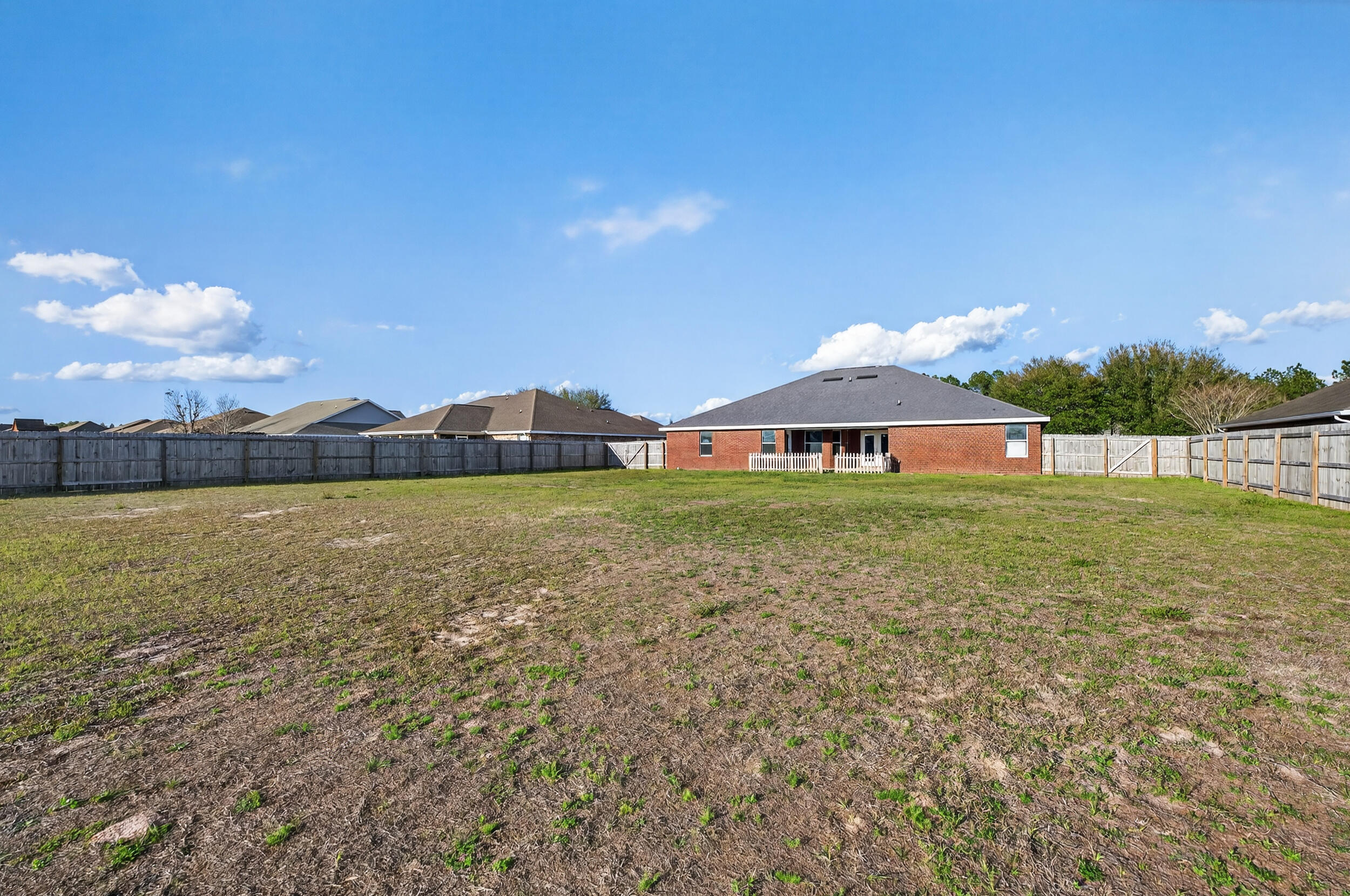 BROWNSTONE MANOR - Residential