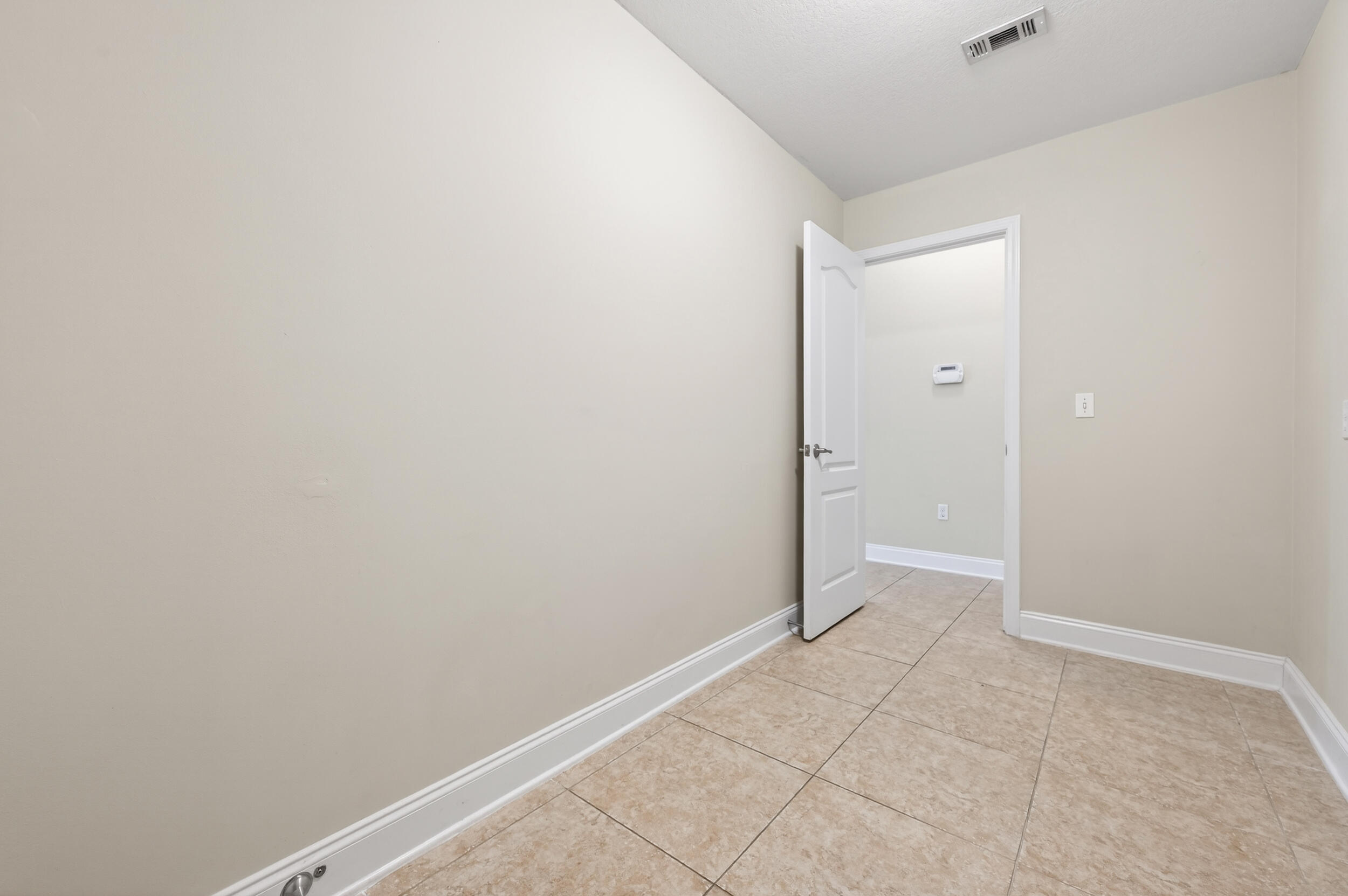 BROWNSTONE MANOR - Residential