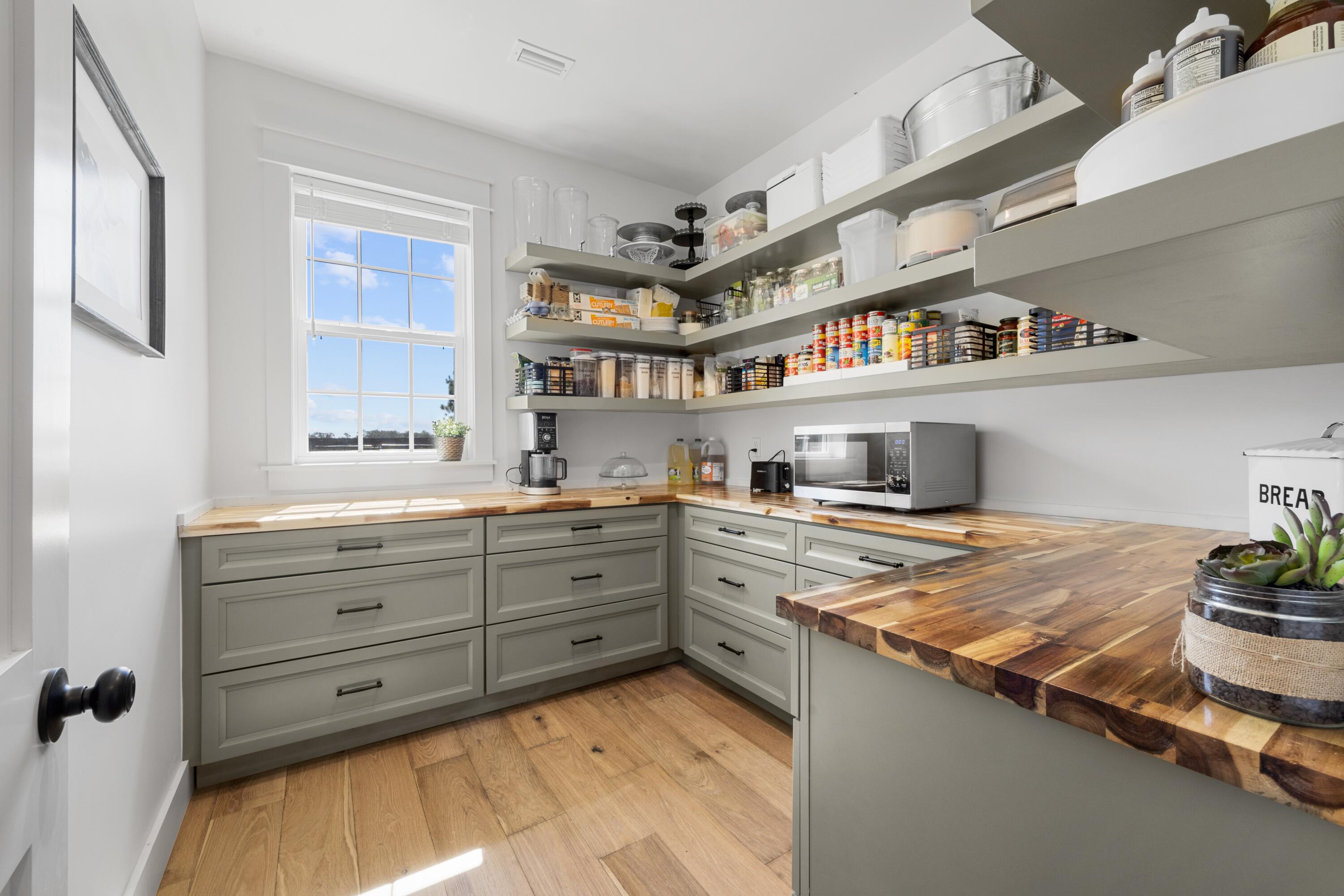 Meets & Bounds - Residential