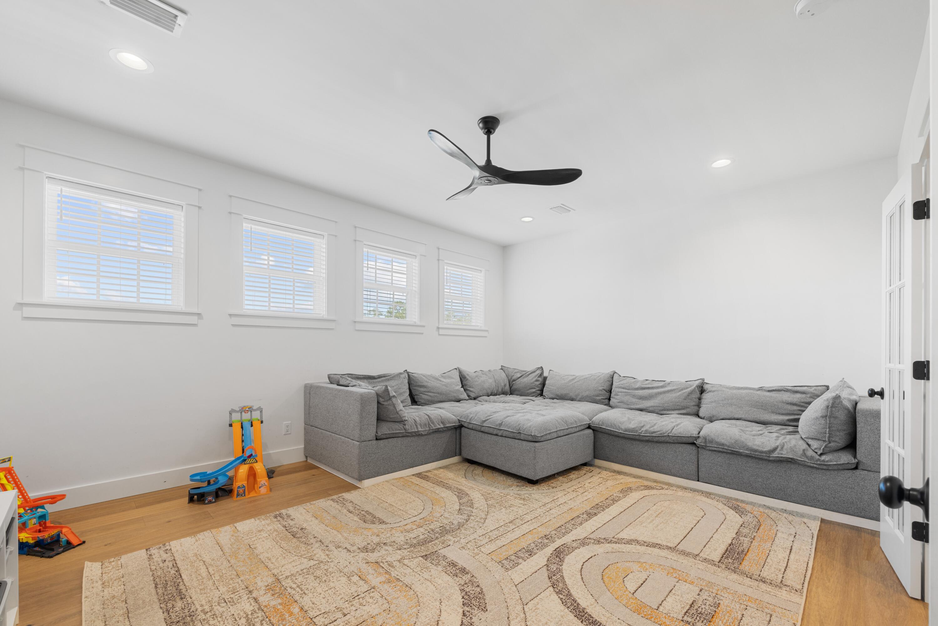 Meets & Bounds - Residential