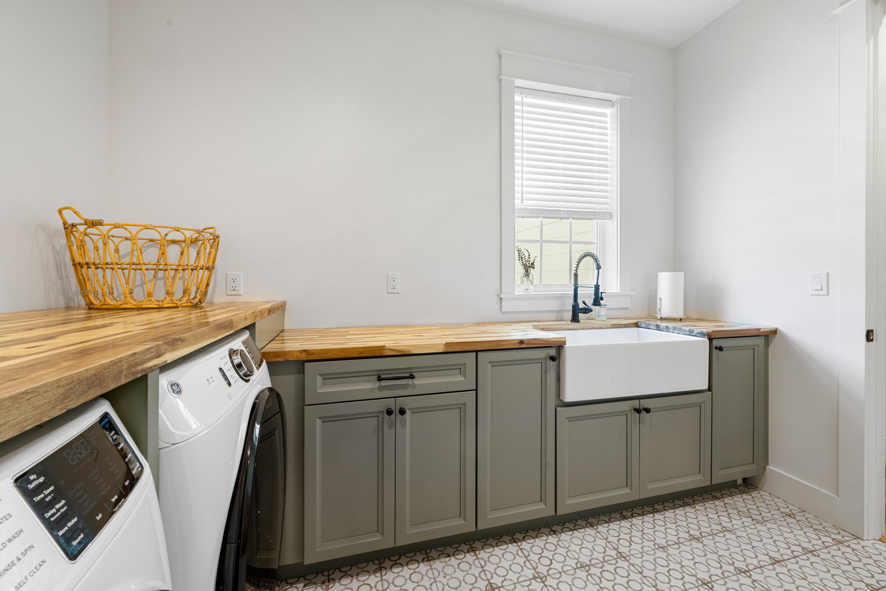 Meets & Bounds - Residential