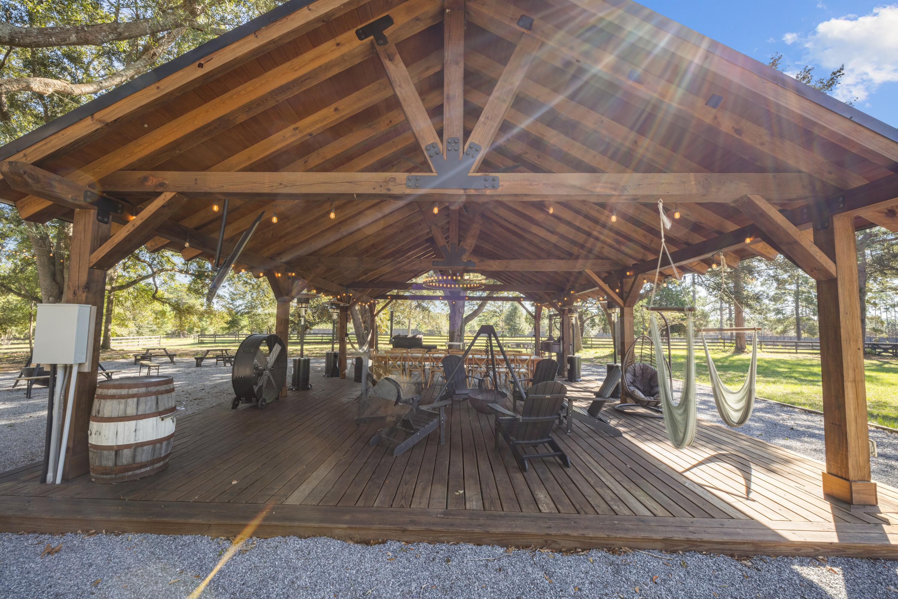 Meets & Bounds - Residential