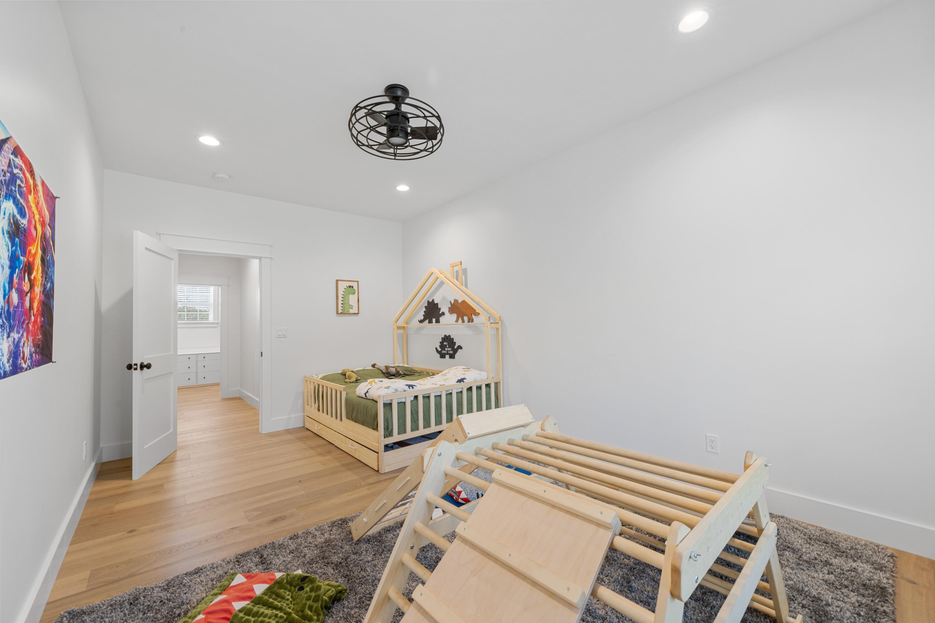 Meets & Bounds - Residential