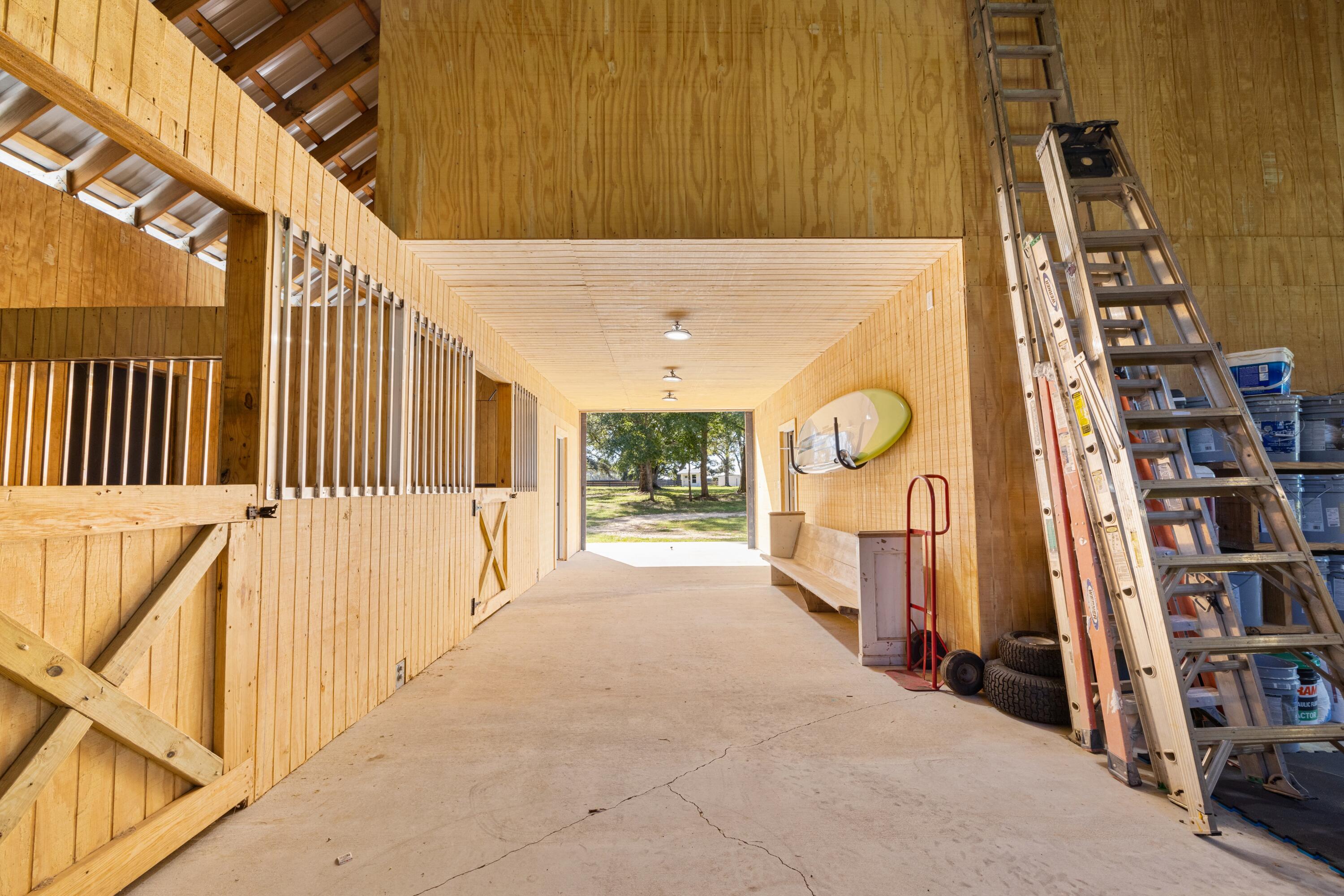 Meets & Bounds - Residential