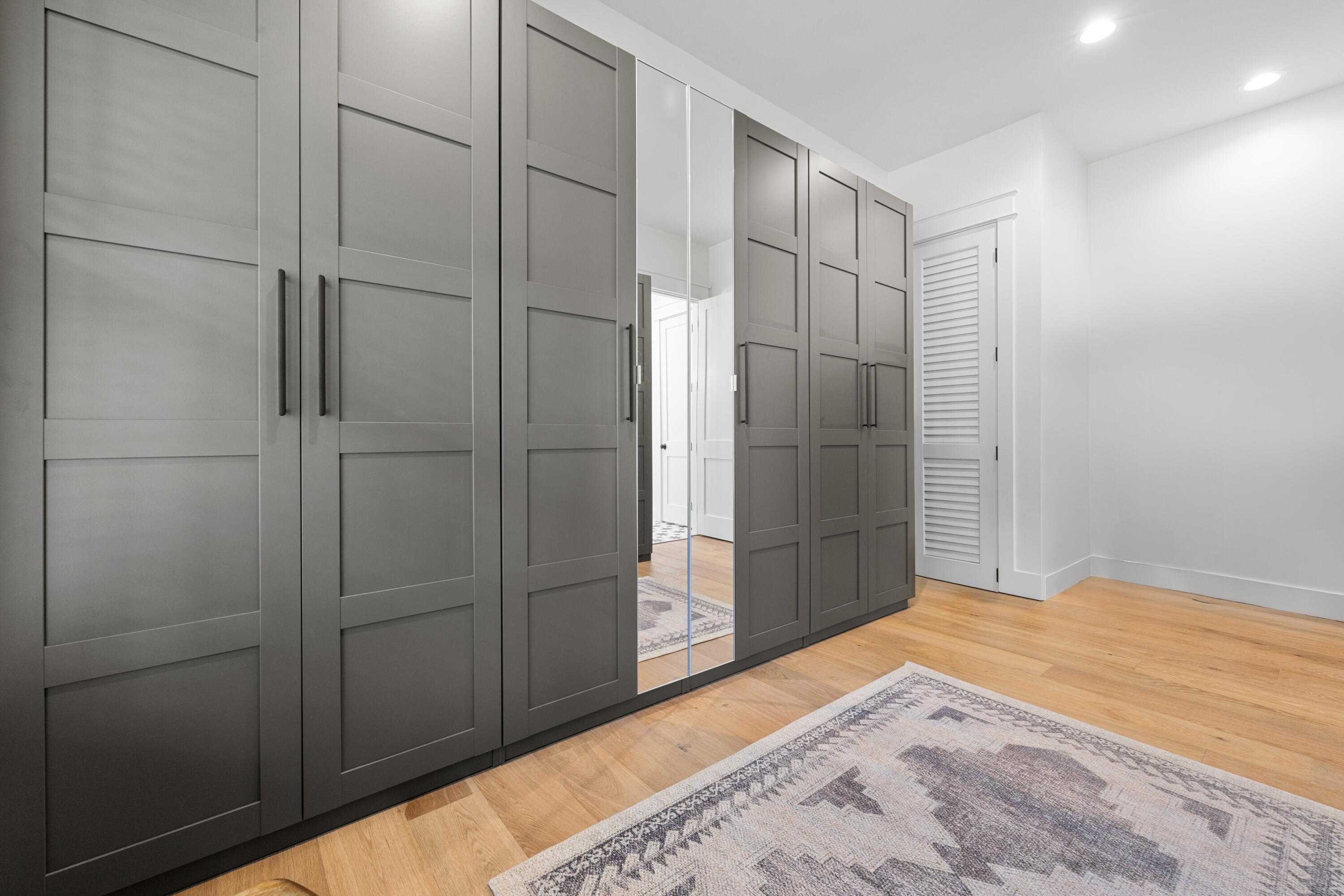 Meets & Bounds - Residential