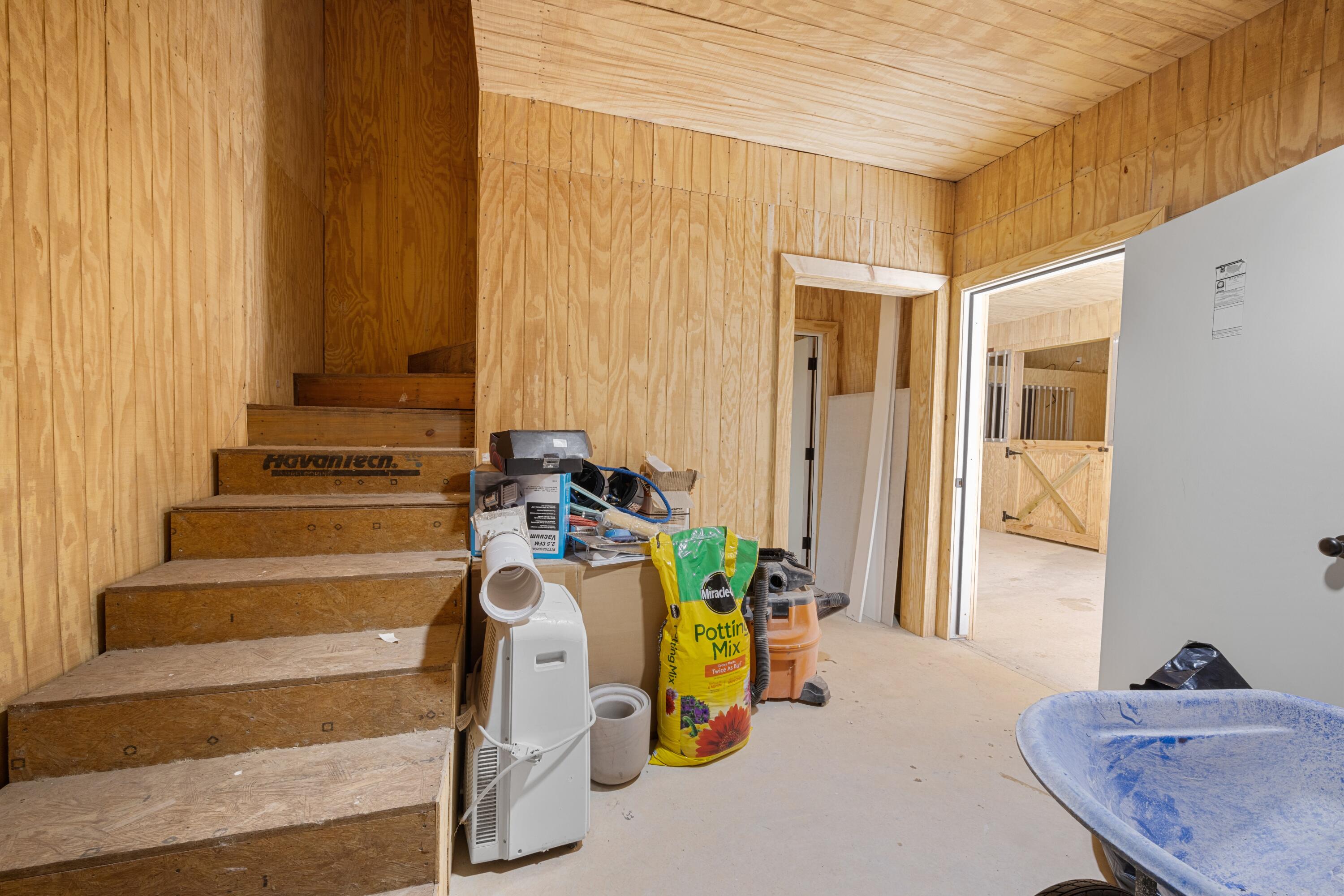 Meets & Bounds - Residential