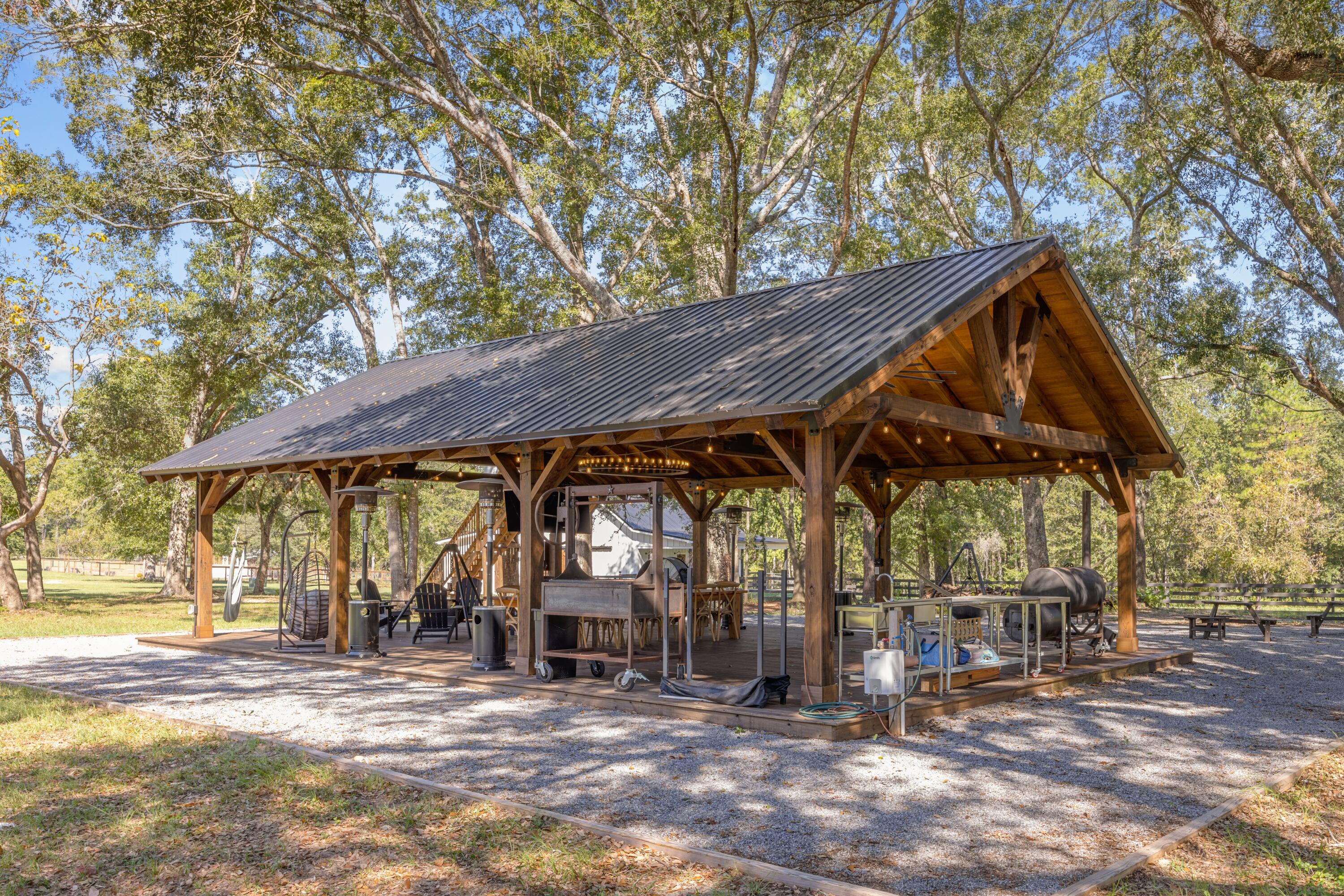 Meets & Bounds - Residential