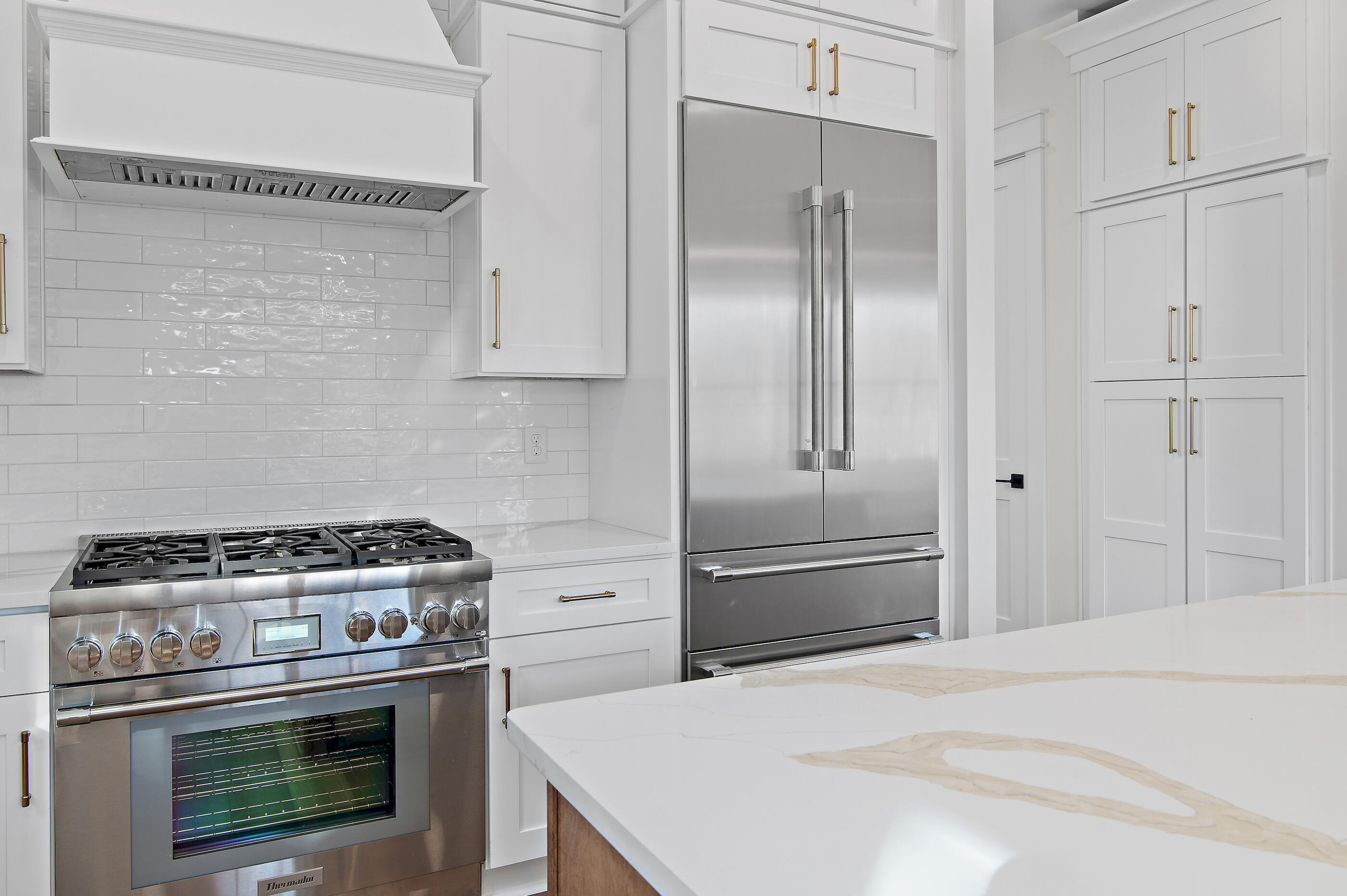 EMERALD WATERS VILLAGE - Residential