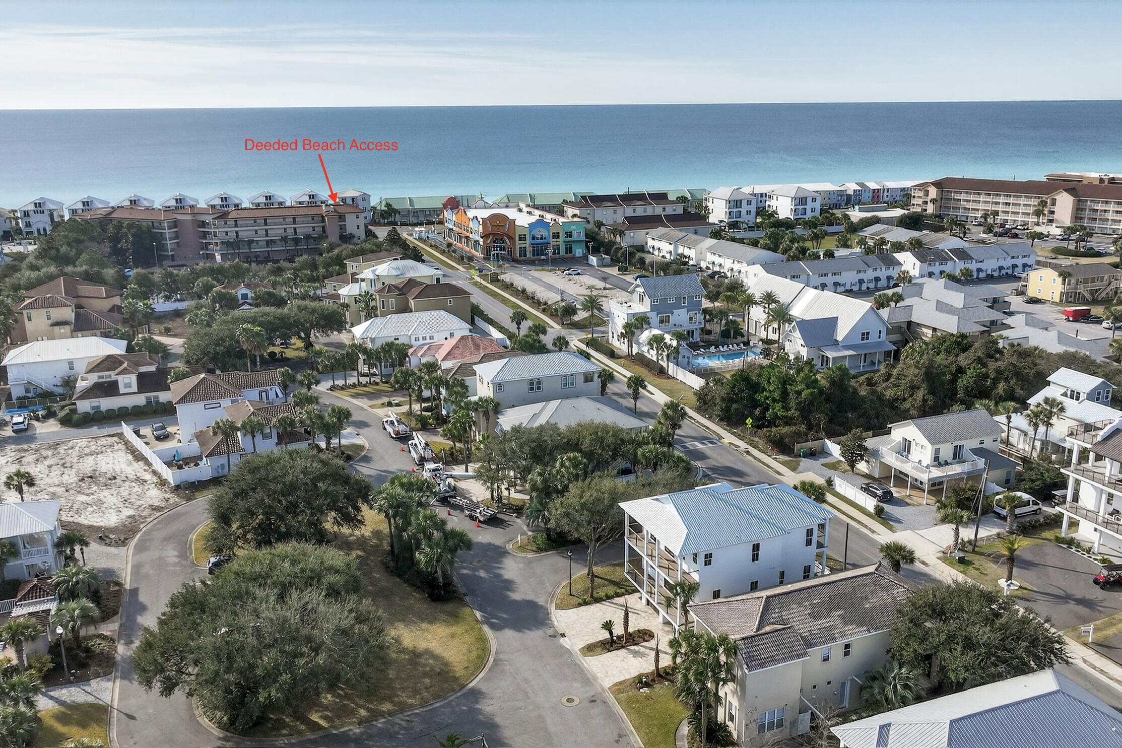 EMERALD WATERS VILLAGE - Residential