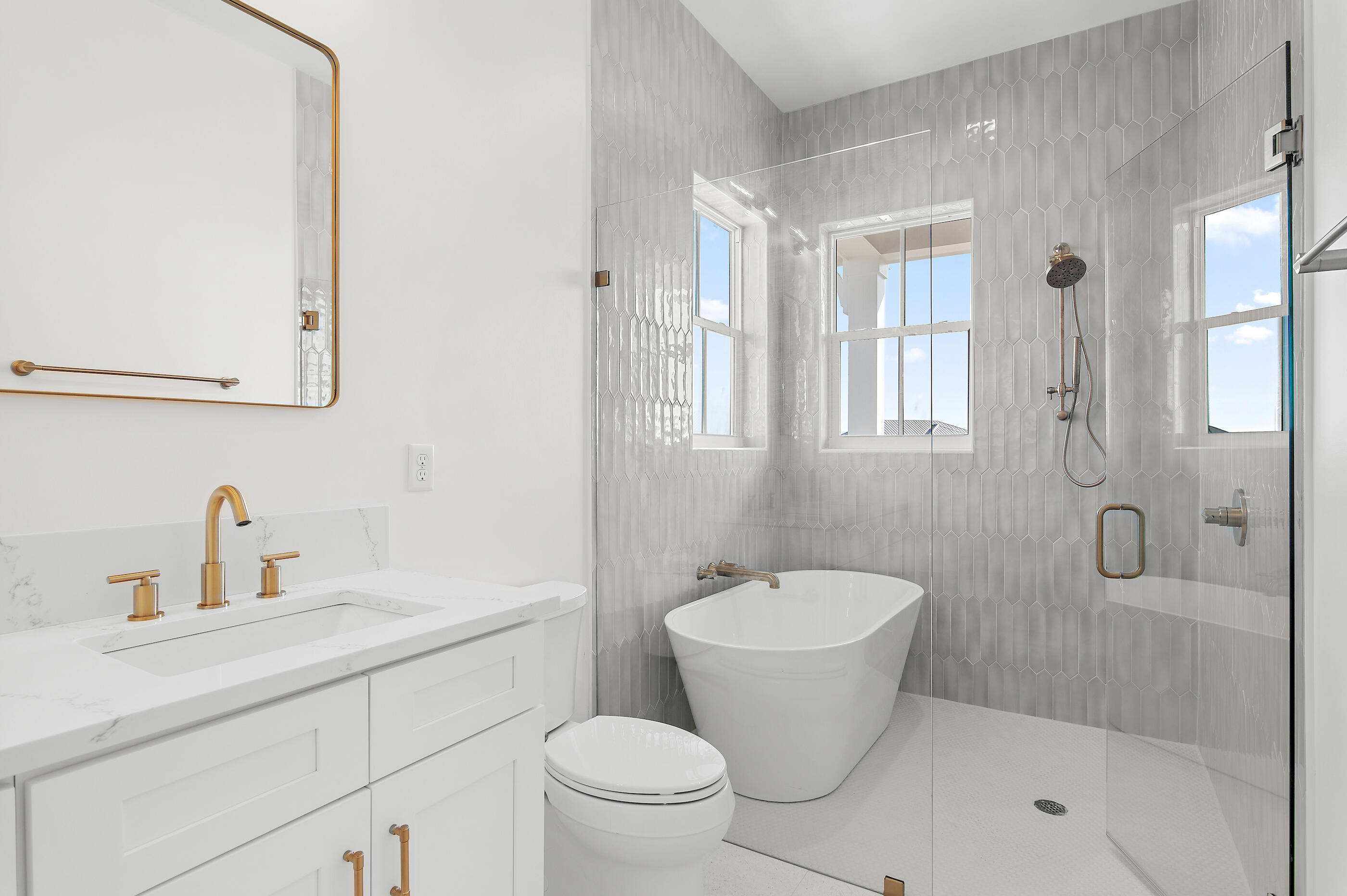 EMERALD WATERS VILLAGE - Residential