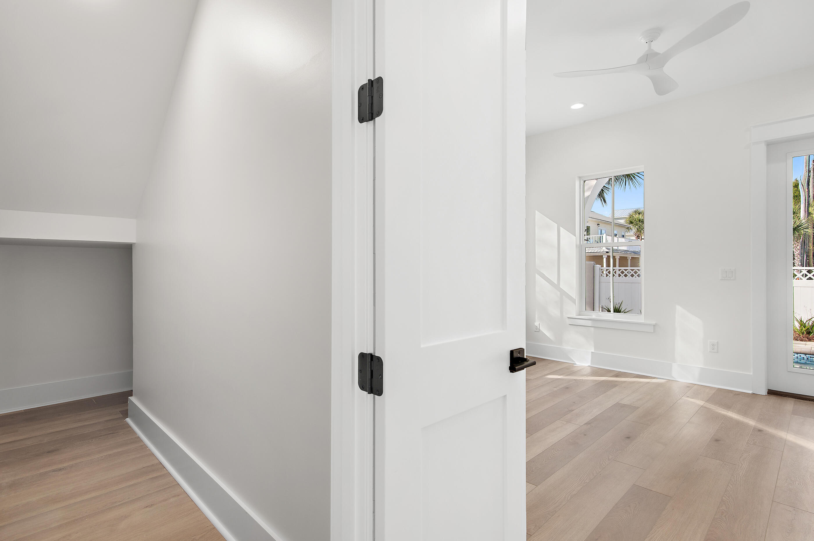 EMERALD WATERS VILLAGE - Residential