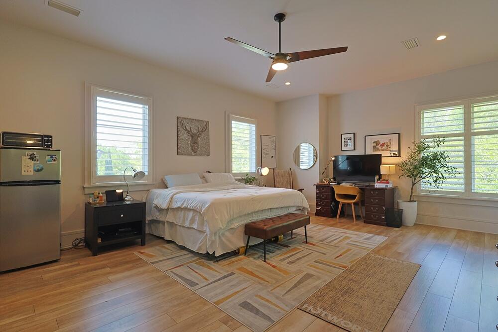 BURNT PINE - Residential