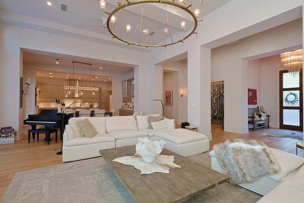 BURNT PINE - Residential