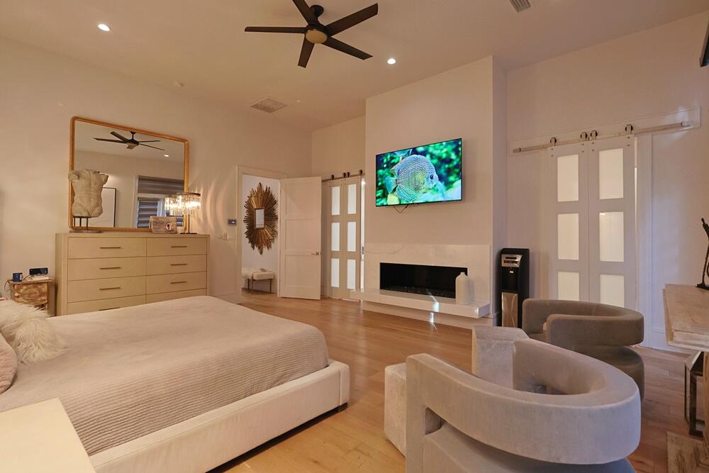 BURNT PINE - Residential