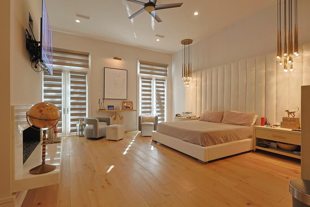 BURNT PINE - Residential