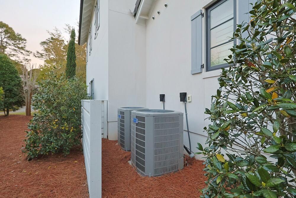 BURNT PINE - Residential