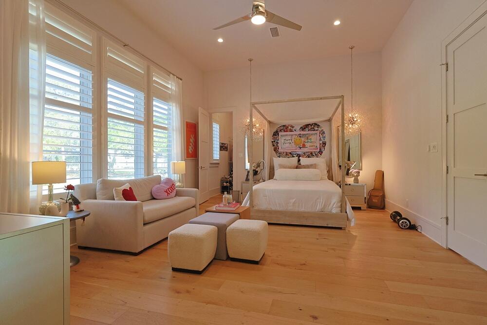 BURNT PINE - Residential