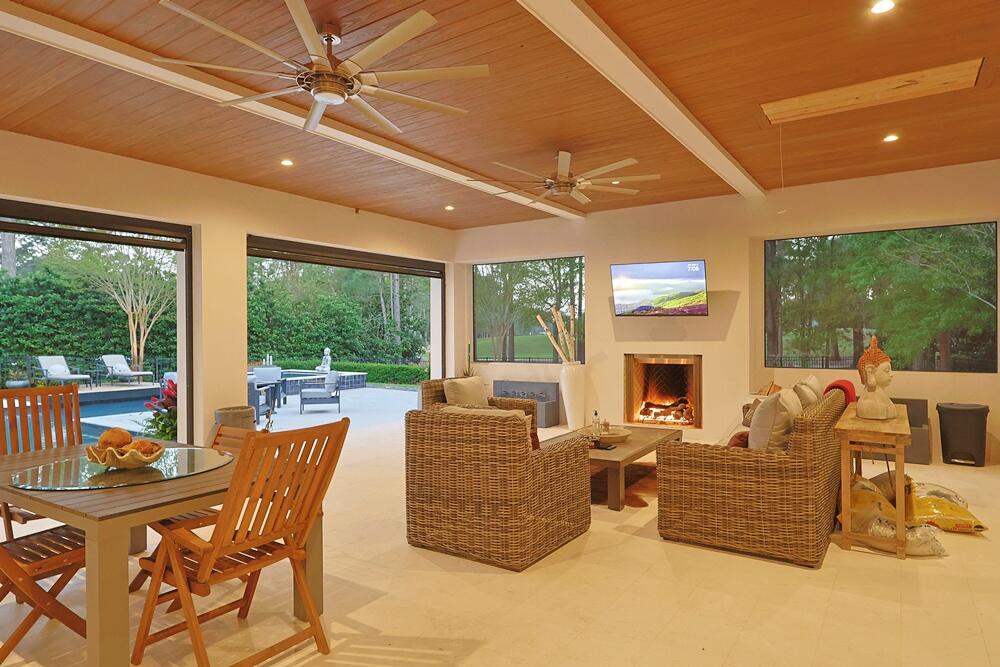 BURNT PINE - Residential