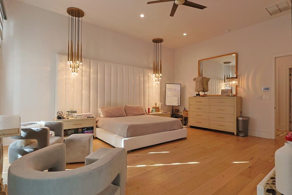 BURNT PINE - Residential