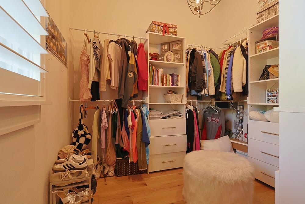 BURNT PINE - Residential