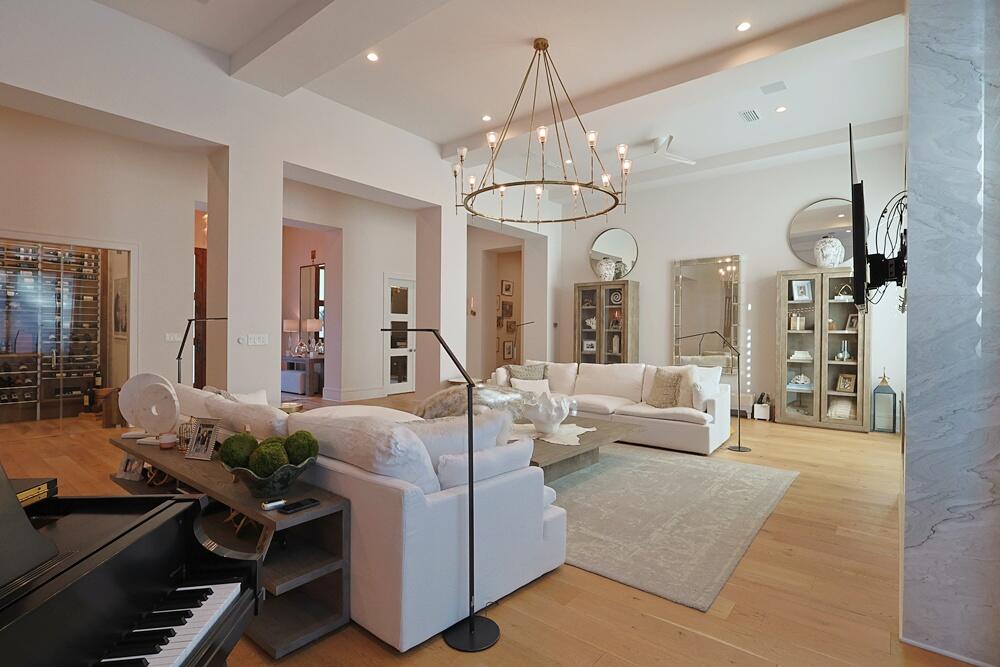 BURNT PINE - Residential