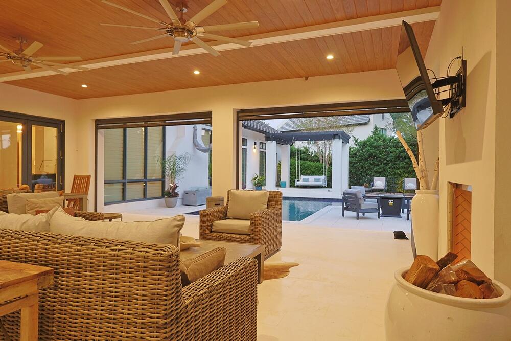 BURNT PINE - Residential