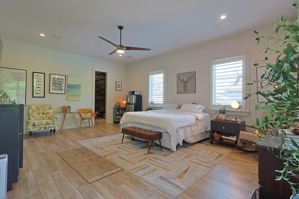 BURNT PINE - Residential