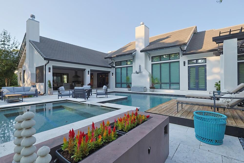 BURNT PINE - Residential