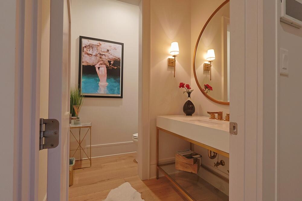 BURNT PINE - Residential