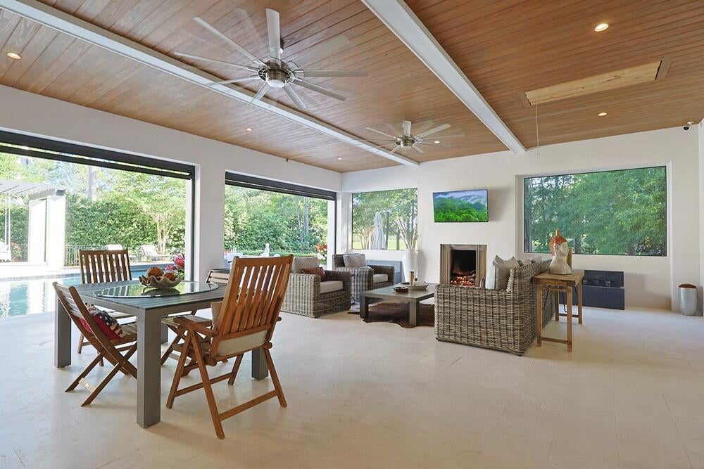 BURNT PINE - Residential