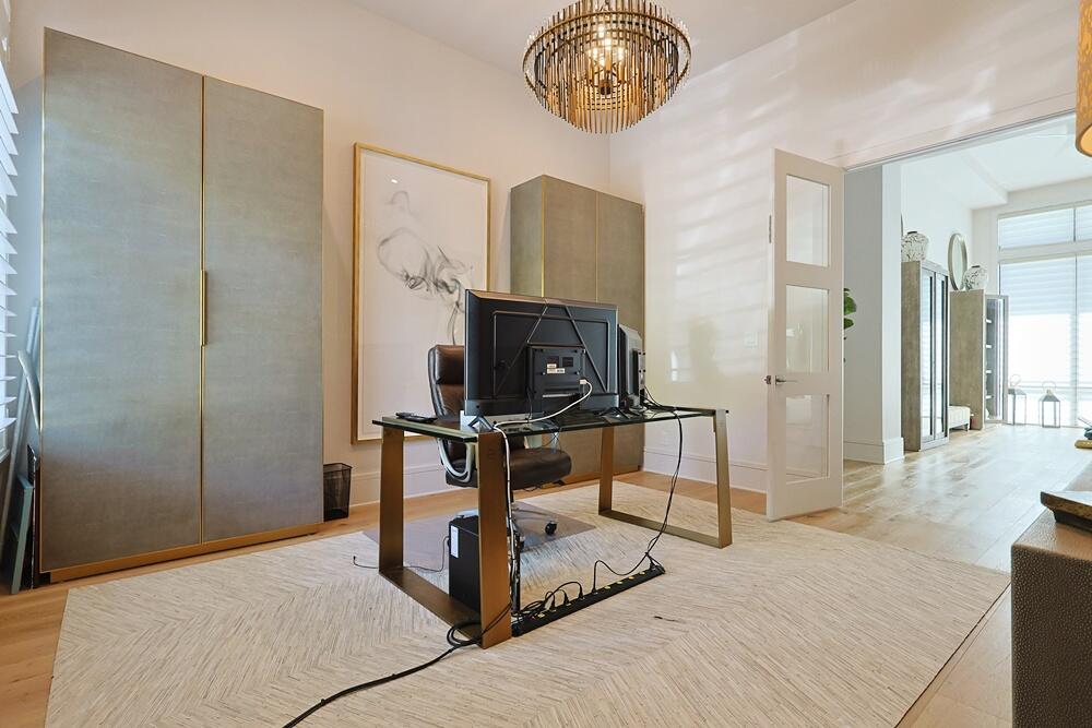 BURNT PINE - Residential