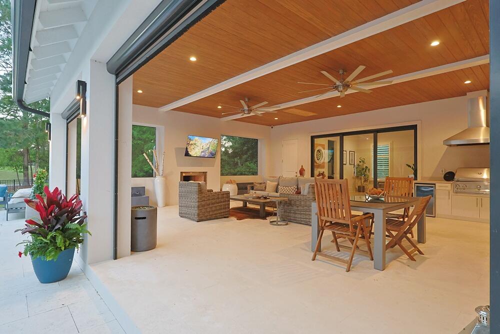 BURNT PINE - Residential