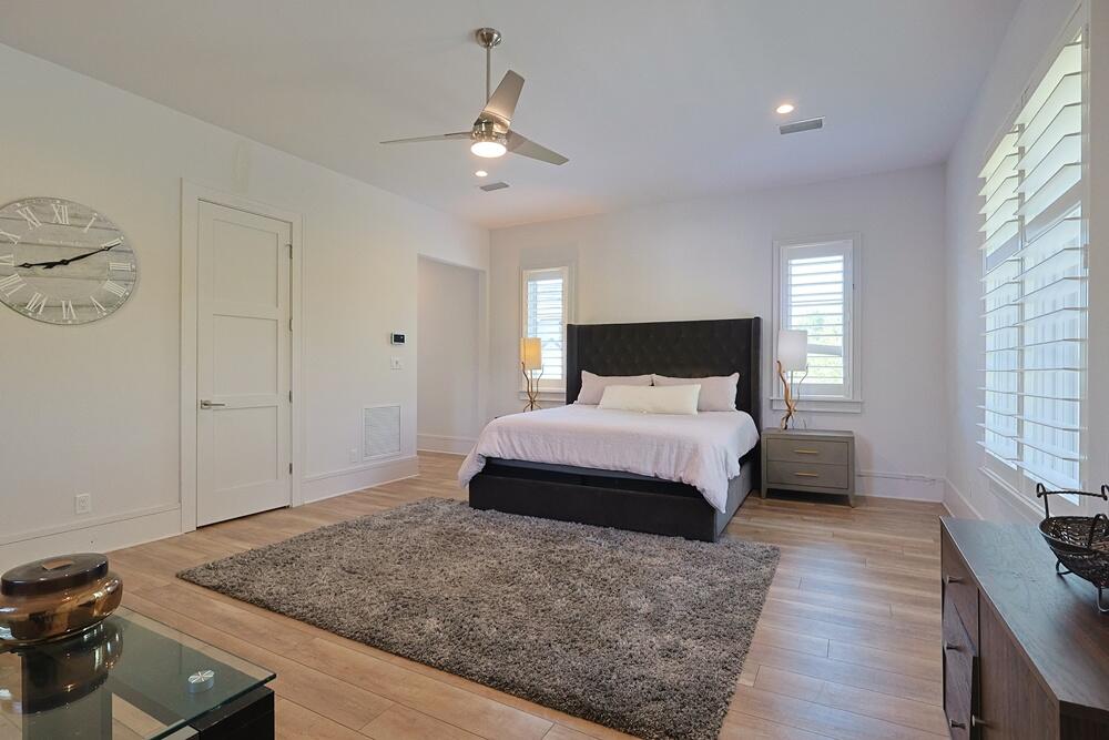 BURNT PINE - Residential