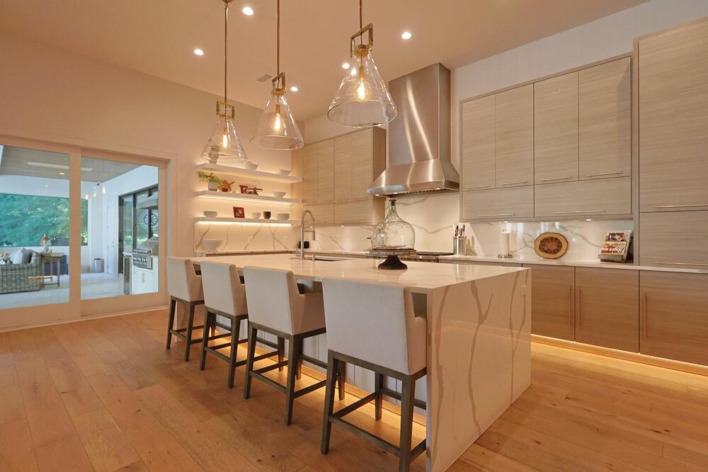 BURNT PINE - Residential