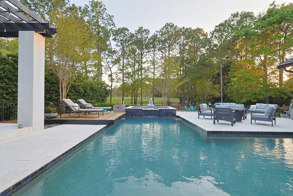 BURNT PINE - Residential