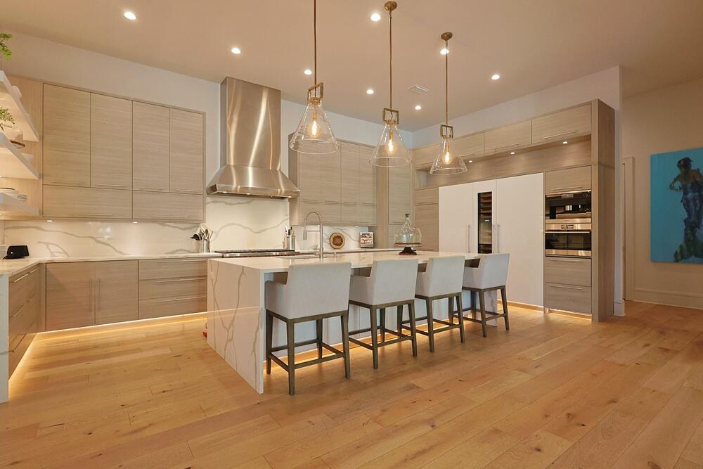 BURNT PINE - Residential