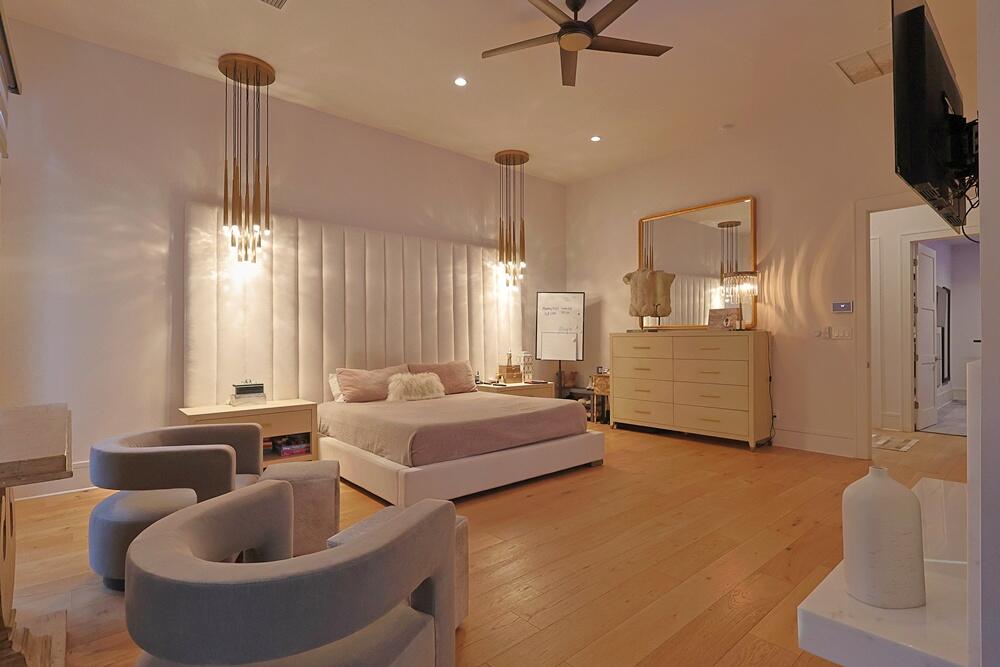 BURNT PINE - Residential