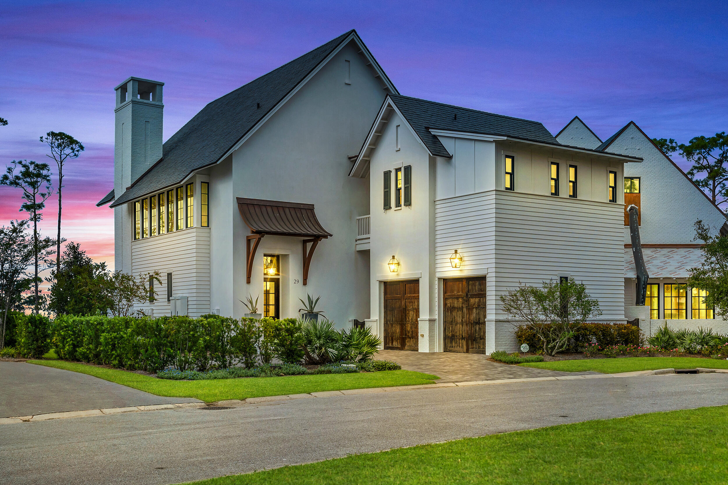 CHURCHILL OAKS - Residential