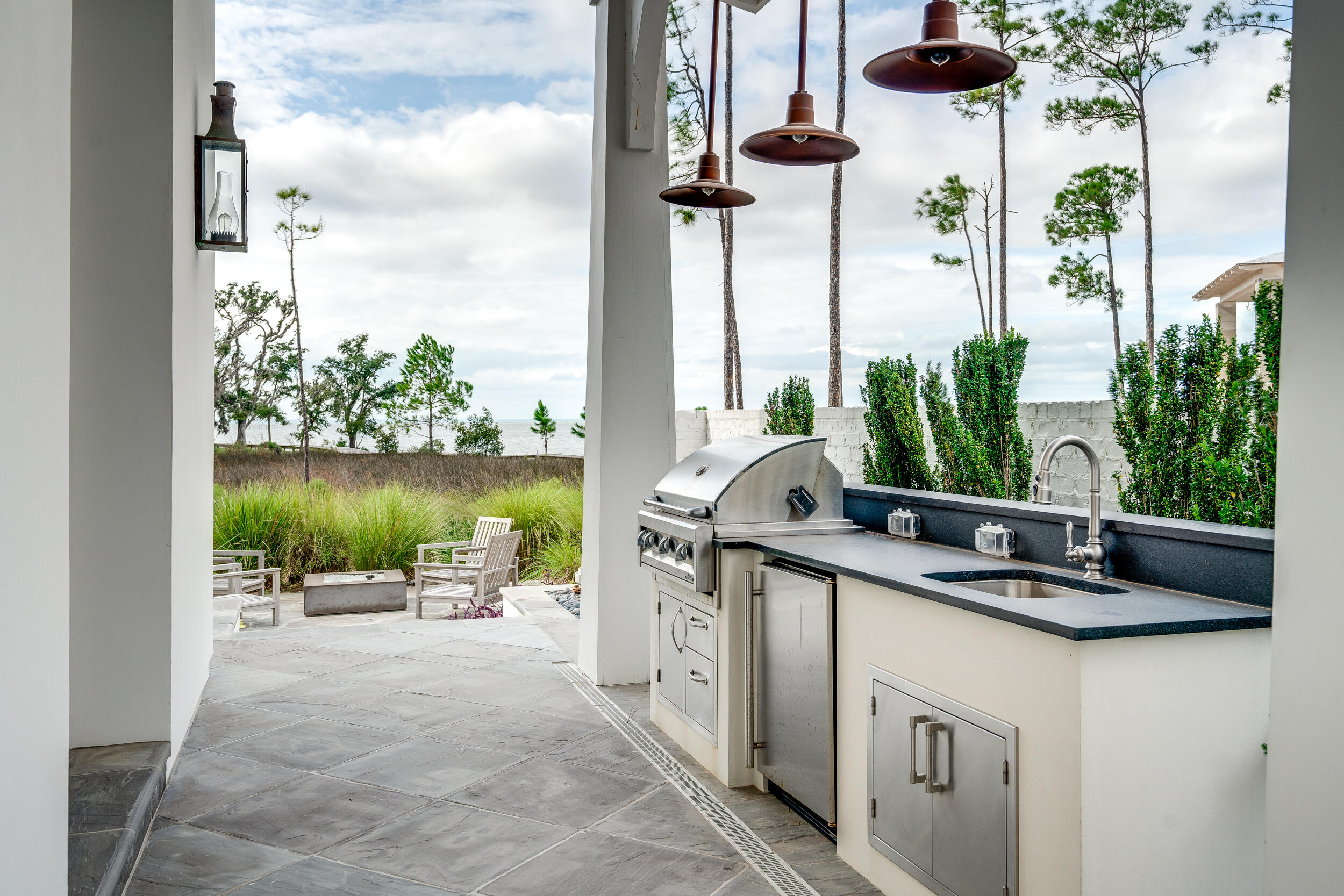 CHURCHILL OAKS - Residential