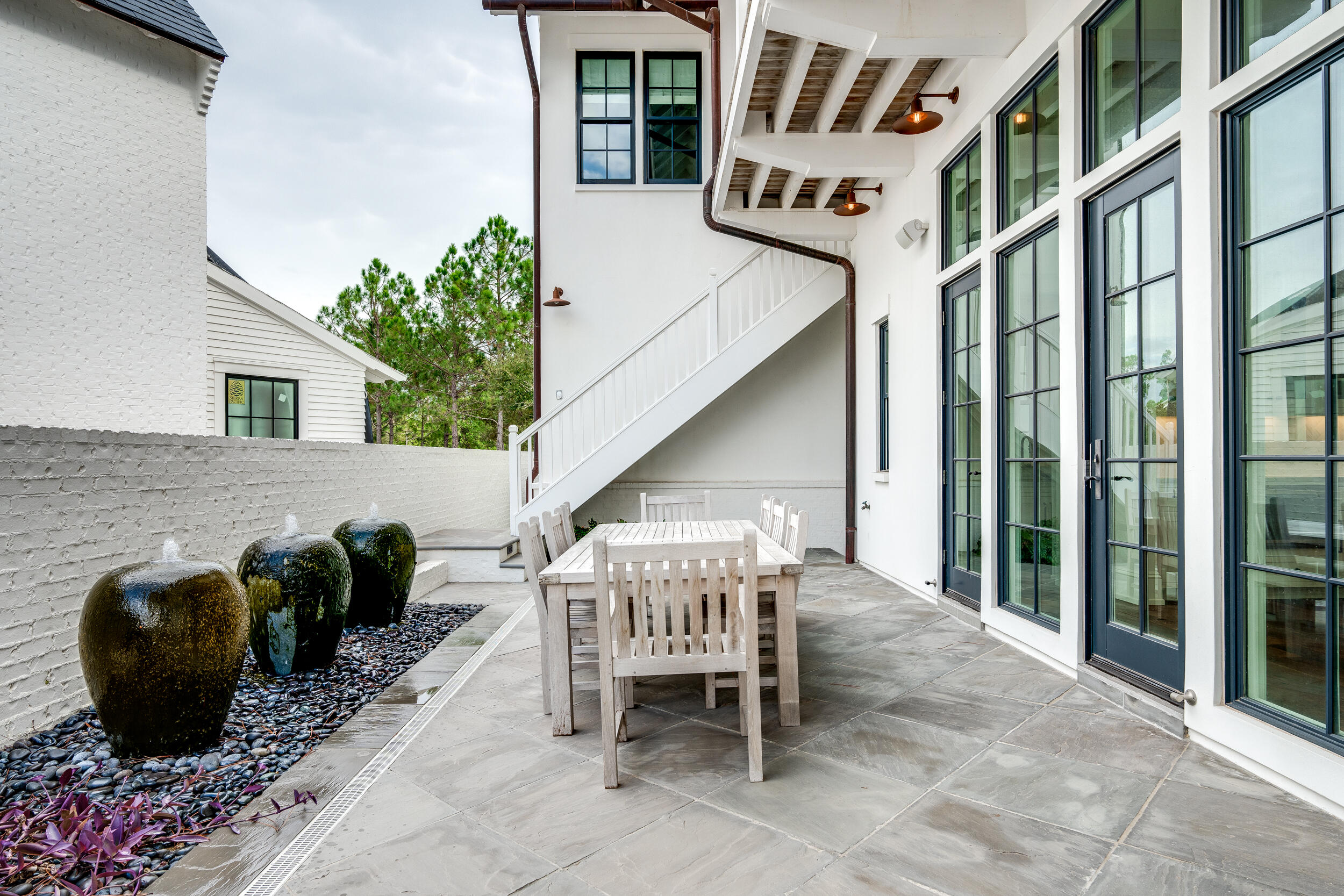 CHURCHILL OAKS - Residential