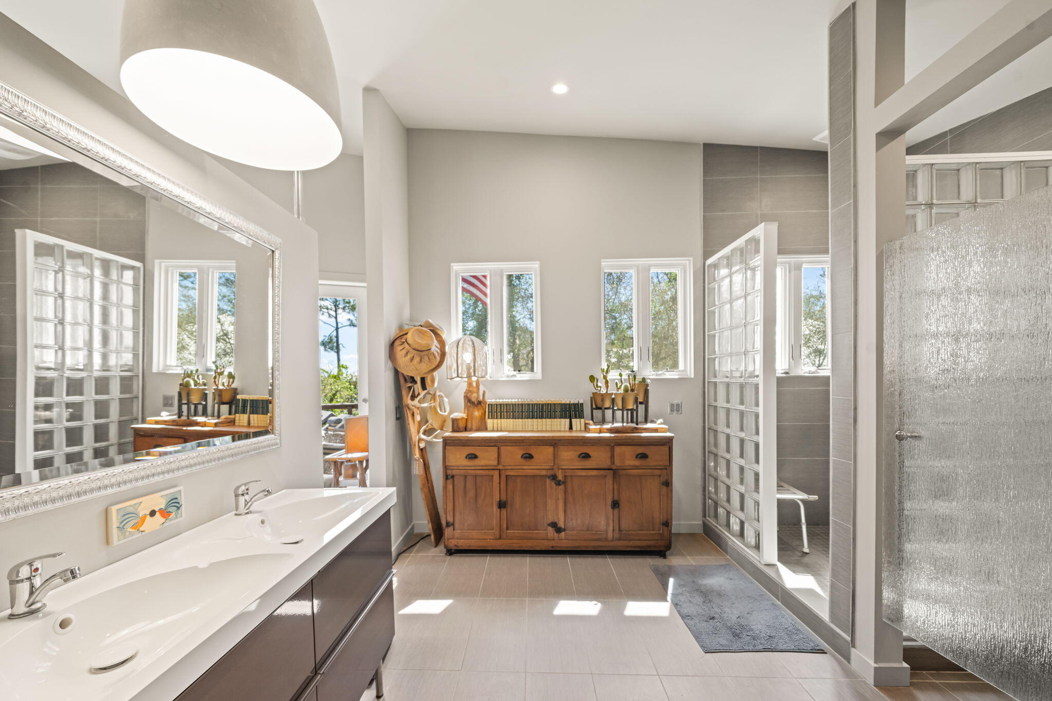 LAKE SHORE ESTATES - Residential